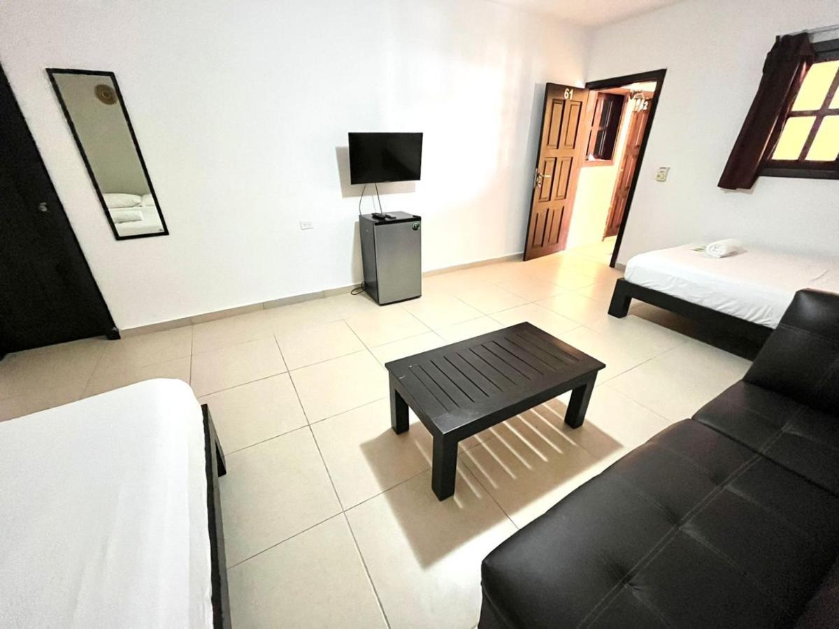 We Playa Hotel Playa del Carmen Extérieur photo